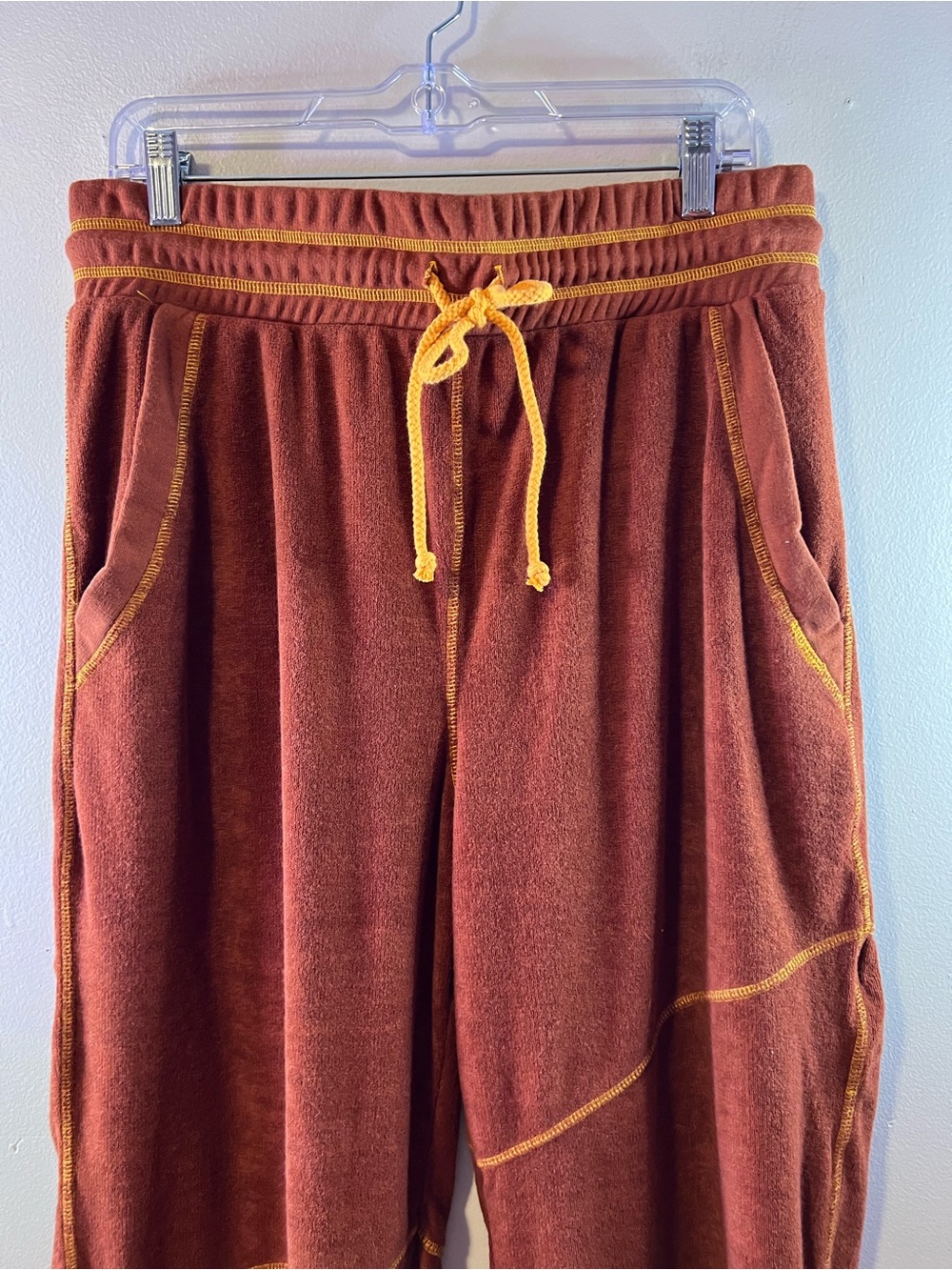 Intimately by Free People Gimme More Jogger in Arabian Spice Combo - Picture 5 of 16
